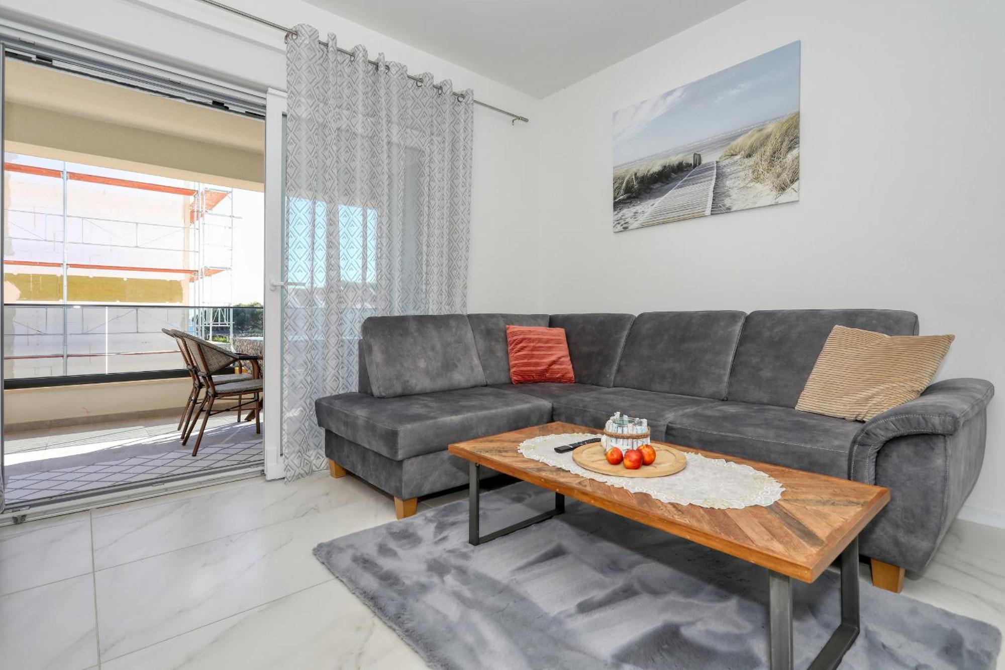 Apartment Relex With Pool & Jacuzzi Привлака Екстер'єр фото
