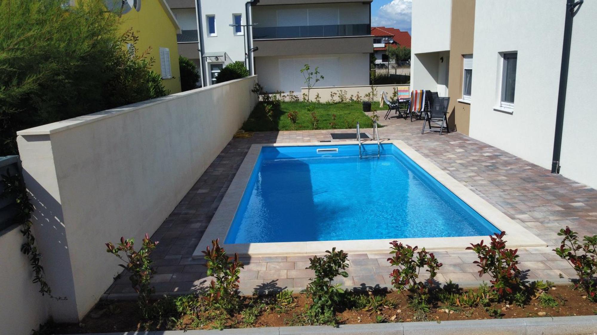 Apartment Relex With Pool & Jacuzzi Привлака Екстер'єр фото